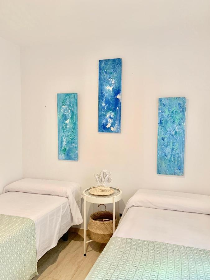 Apartamentos Pacifico Nerja Esterno foto